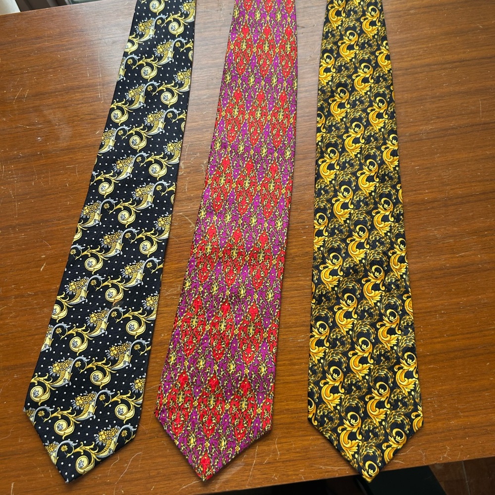 Versace Men's Tie Set - Black, Pink, Gold